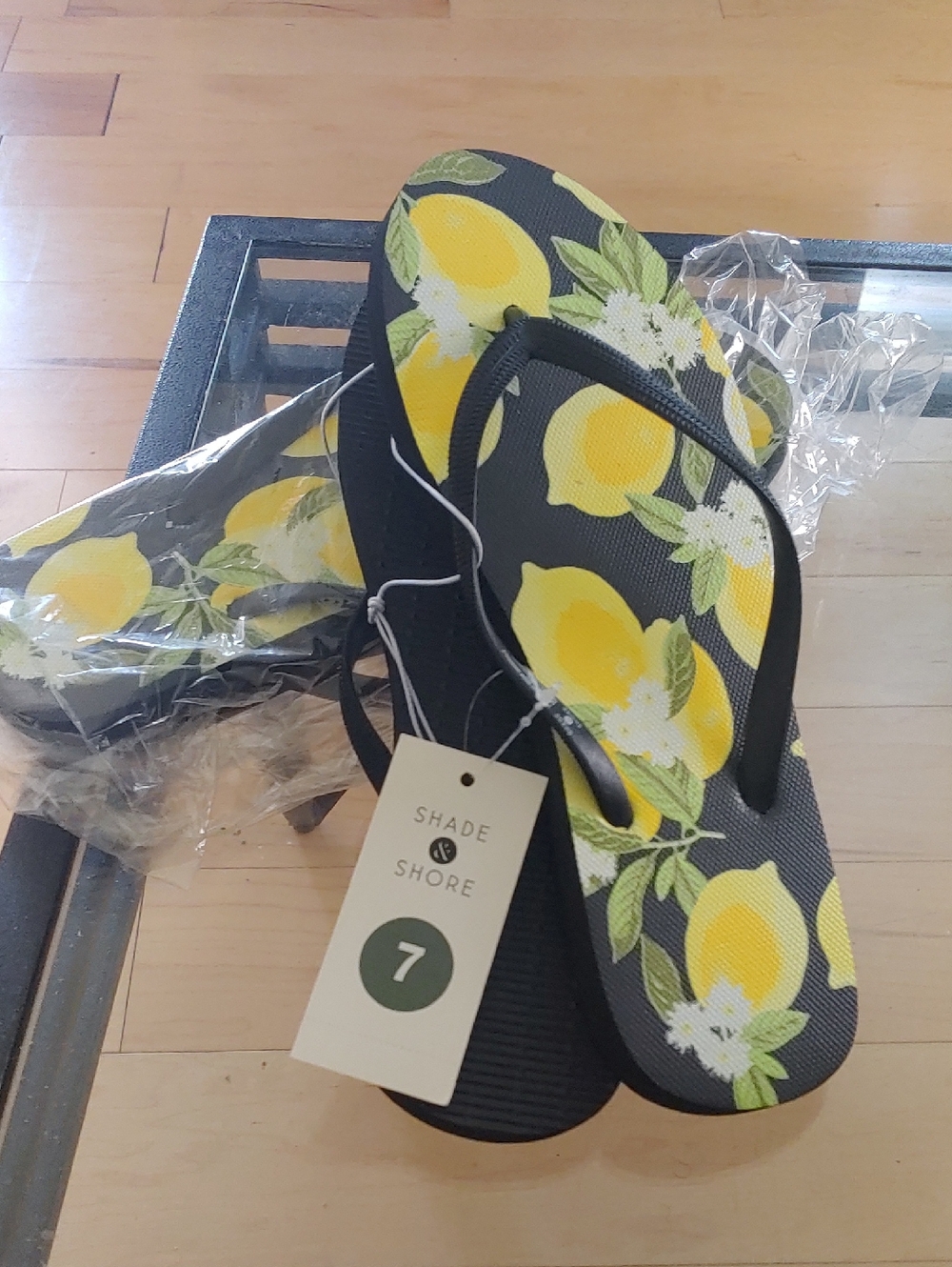 2 Pair Shade & Shore Black Flip Flops with Yellow Lemon and Green Leaf Print